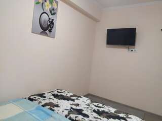 Гостевой дом Аида групп Алматы Двухместный с 1 кроватью или 2 отдельными кроватями и душем-11